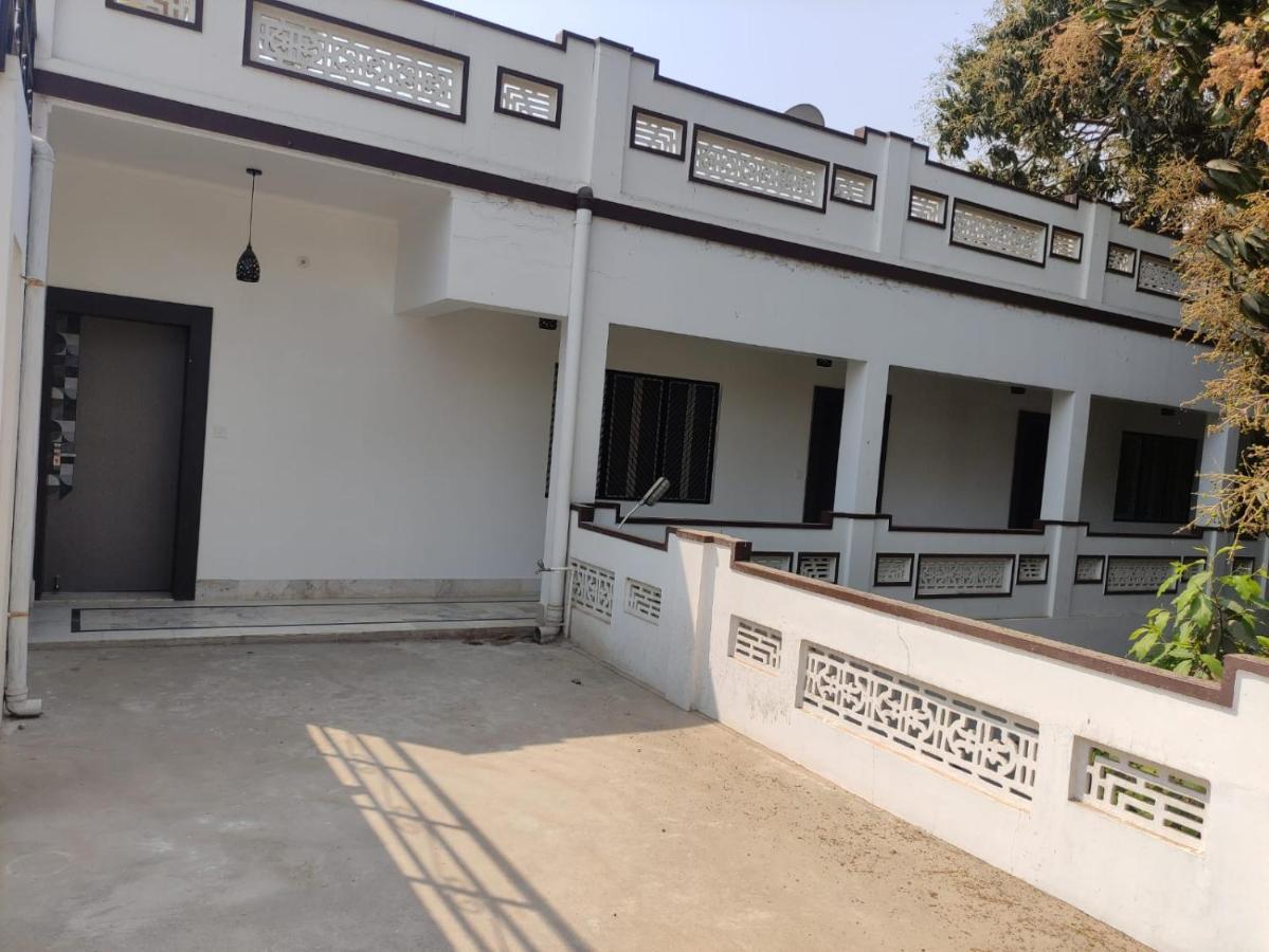 Vatika Homestay Varanasi Dış mekan fotoğraf